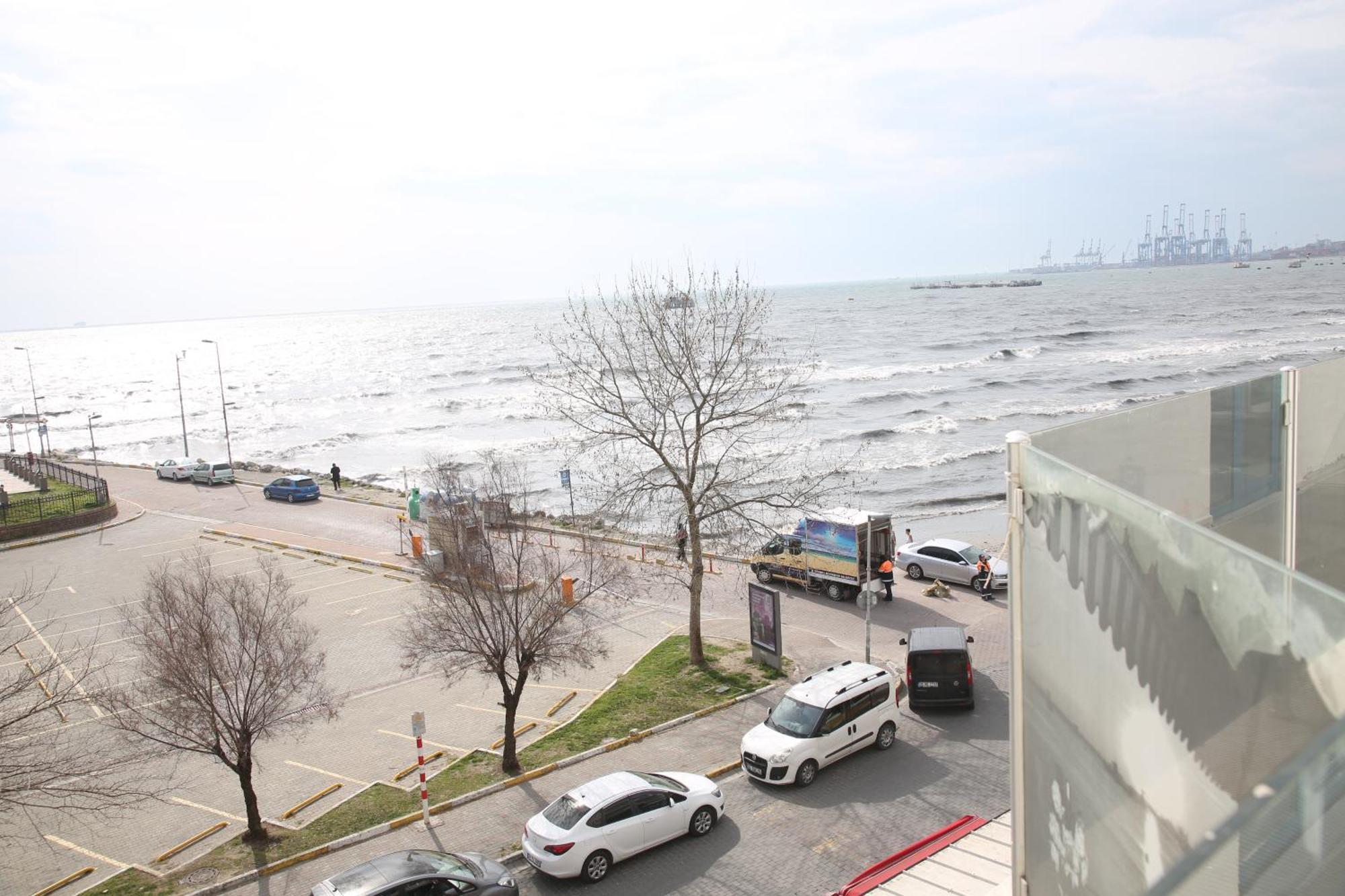 Asim Ve Nurhan Kocabiyik Oegretmenevi Istanboel Buitenkant foto